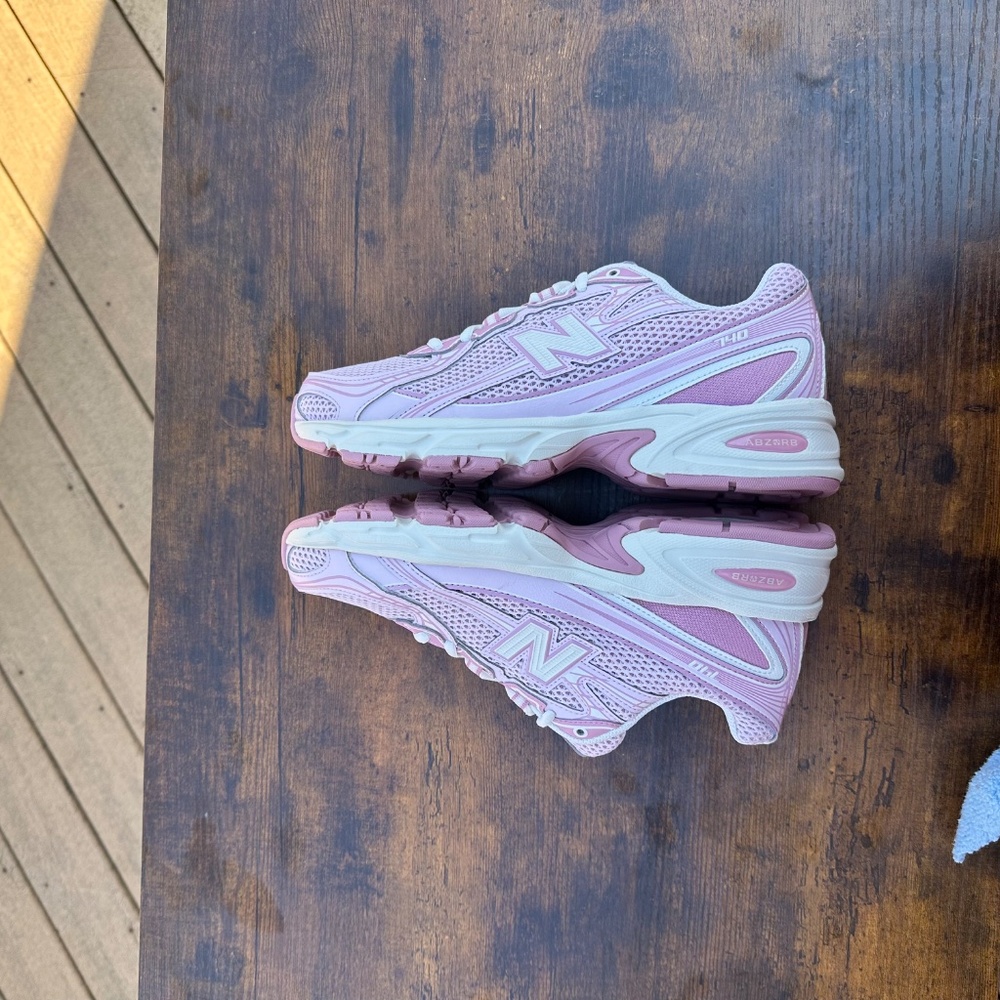 New Balance Pink and White Women's Sneakers - Picture 8 of 9
